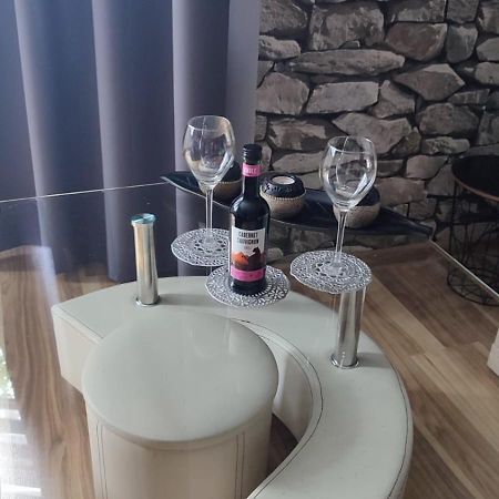 Appartamento Mieszkanie Z Widokiem Na Park -Cieplice Slaskie Zdroj Jelenia Góra Esterno foto
